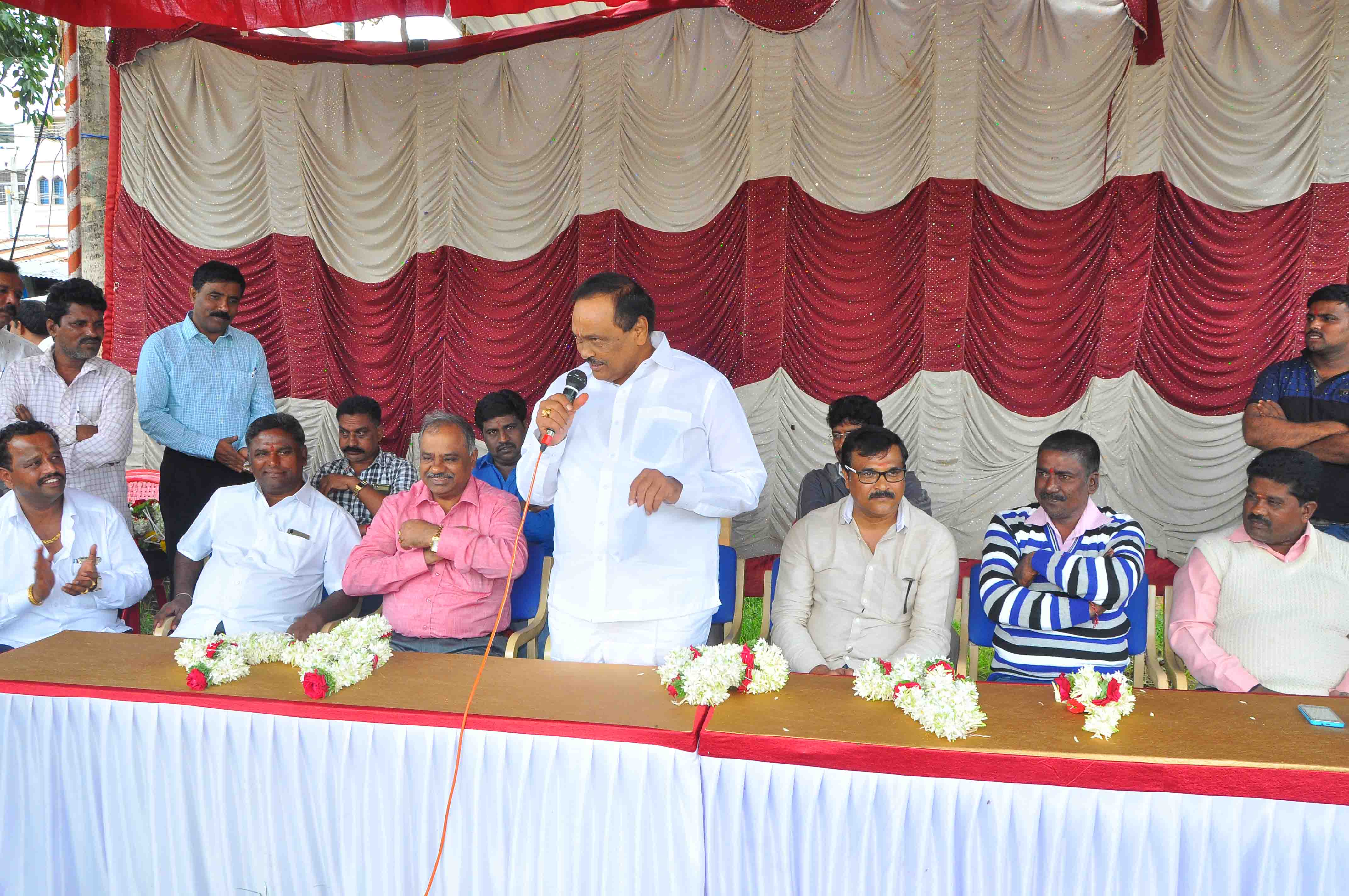 ವ್ಯವಸ್ಥಿತ 122 ಅಂಗಡಿ ನಿರ್ಮಾಣ: ಹೆಚ್.ಎಸ್. ಪ್ರಕಾಶ್